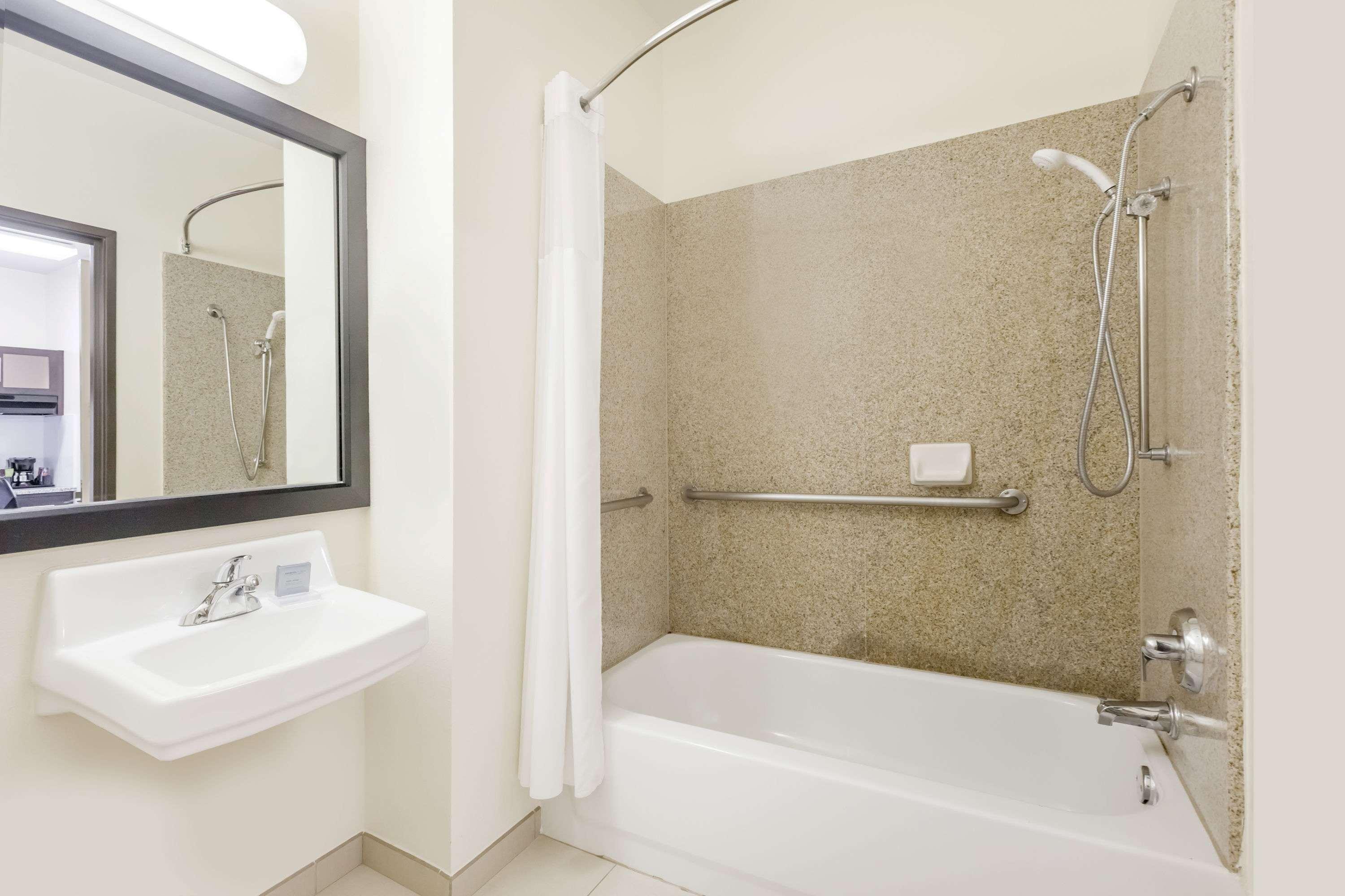 Hawthorn Suites Irving Dfw South Екстер'єр фото